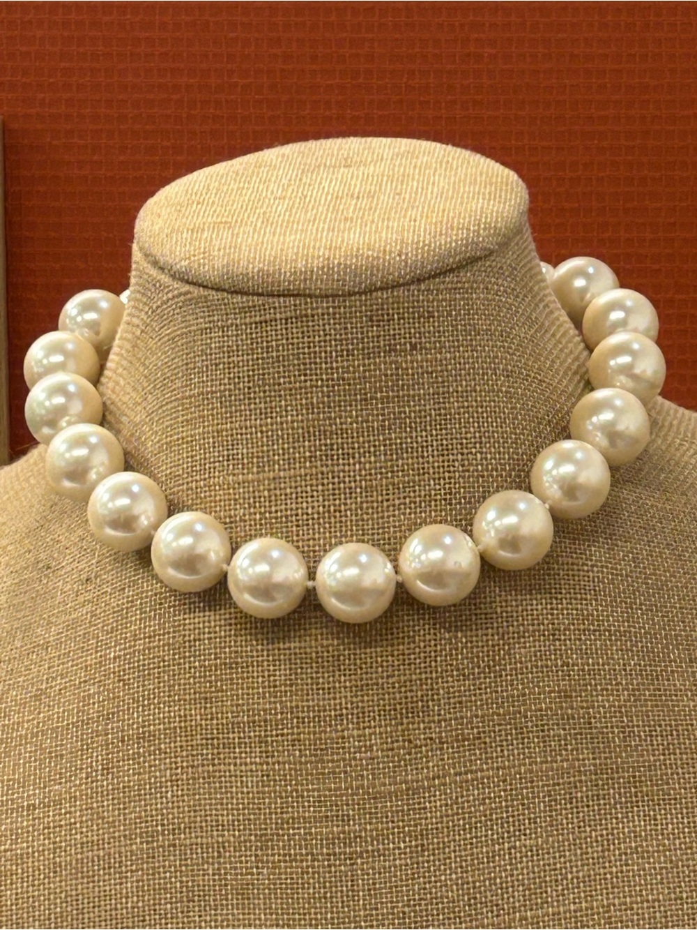 Carolee large faux pearl choker length necklace vintage